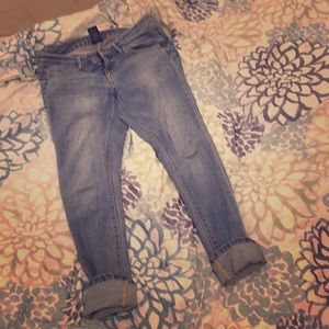 Low rise skinny jeans